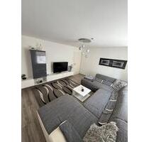 Helle 4-Zimmer EG-Wohnung im Zweifamilienhaus - Burgrieden