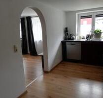 2,5-Zimmer-Wohnung EG mit Garten & Garage - Neufahrn in Niederbayern