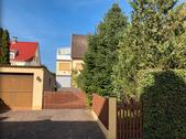 Foto - Neusäß nähe Klinikum: Zweifamilienhaus mit Garten und 2 Garagen