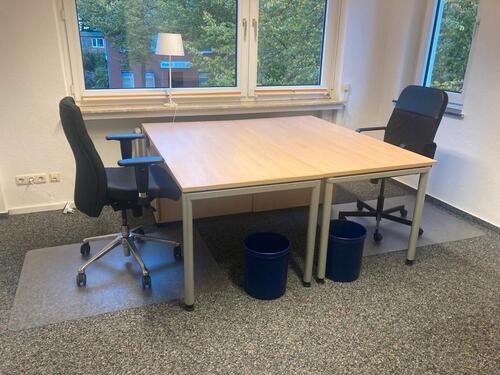 Foto - Büroraum mit 2 Arbeitsplätze - 380,00 EUR Kaltmiete,