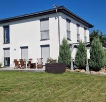 EFH massiv Toskana, 173 m², 5 Zi., Kü., 3× Bad, KFW55, Gr.876 m² - Treffelstein