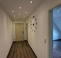 Moderne helle Wohnung 2ZKDB Erstbezug saniert Dachgeschoss Inrath - Krefeld Benrad