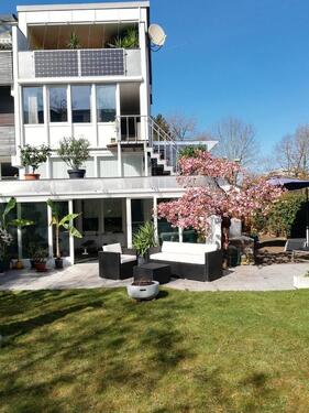 Foto - FFB: REH im Maisonettestil mit 4 SZ, DT, WG und Sauna