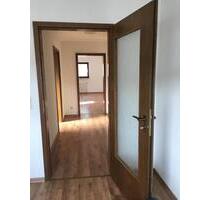 Single - Dachgeschosswohnung 1 ZKB, in St.Ingbert Süd - Sankt Ingbert