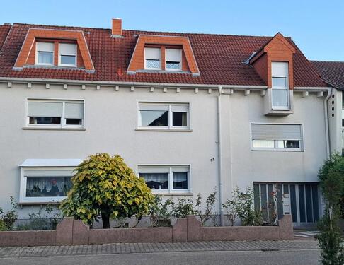 Foto - Charmantes Zweifamiienhaus mit kl.Garten im Stadtteil Waghäusel