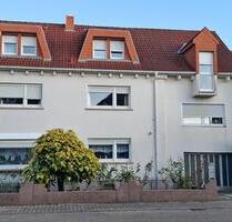 Charmantes Zweifamiienhaus mit kl.Garten im Stadtteil Waghäusel