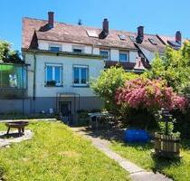Sanierungsbedürftiges Reihenendhaus in Konstanz-Fürstenberg