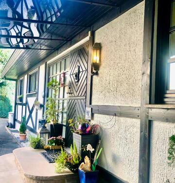 Foto - Naturnah leben, schnell in Köln – elegantes Haus mit viel Platz