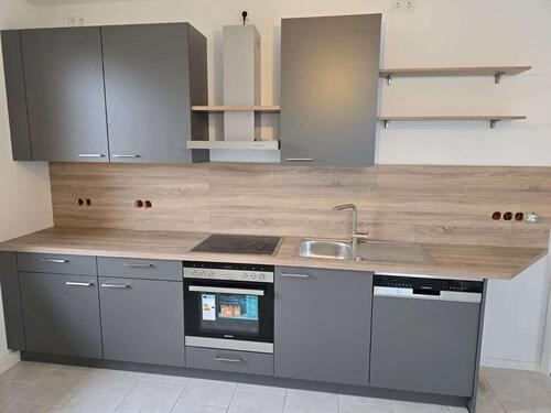 Foto - 2-R-Wohnung! Erstbezug nach Sanierung! Mit Einbauküche!