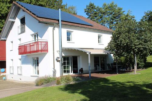 Foto - 8 Zimmer Bauernhaus, Landhaus zum Kaufen in Stühlingen