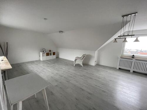 Foto - 96qm 3-Zimmerwohnung in zentraler, ruhiger Lage