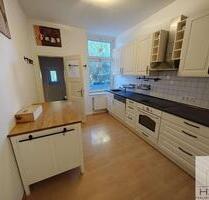 Große 4-Zimmer-Wohnung zentral in Essen!! Mit Balkon!