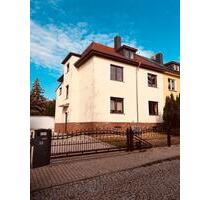 Charmantes Stadthaus in Villenlage | 2 Wohnungen | 2 Garag. & Gar - Zeitz