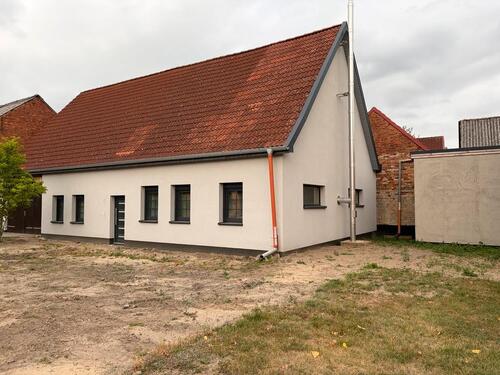 Foto - Schöner Hof mit kernsaniertem Wohnhaus und großer Scheune