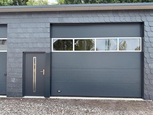 Foto - Isolierte Garage 8,5x6m, ele. Tor 4x3,3 Strom, Neubau, Wohnmobile