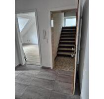 Schöne helle Dachgeschosswohnung in MG-Venn - Mönchengladbach Nord