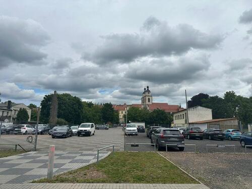 Foto - Außenstellplatz für PKW Elbstrasse in Wittenberg