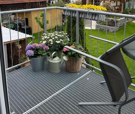 Foto - Kernsanierte 2-Zimmer-Wohnung mit Südbalkon in Nürtingen