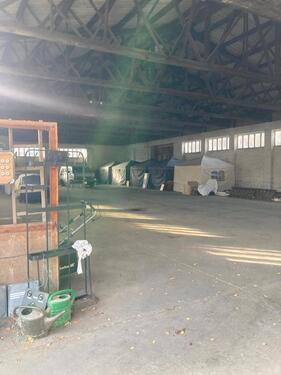 Foto - Große Lagerhalle zu vermieten - 1.500,00 EUR Kaltmiete,