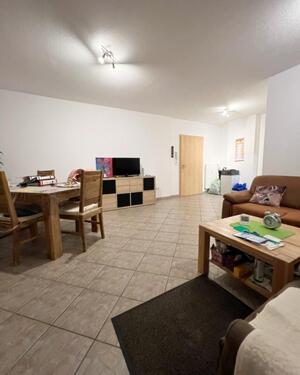 Foto - Schöne 2-Zimmer-EG-Wohnung mit Balkon