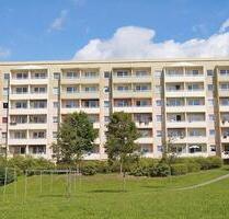 *Gemütliche 2-Raum-Wohnung im Erdgeschoss mit Dusche* - Hohenstein-Ernstthal