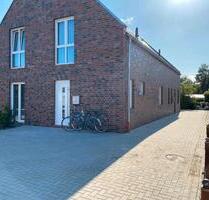 DHH zentral, modern, energiesparend - Leer (Ostfriesland)