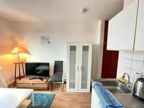 Foto - Möblierte 1-Zimmer-Wohnung mit Panorama-Ausblick in Wedel