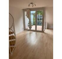 3-Zimmer-Maisonettewohnung mit Balkon & Klimaanlage - Düsseldorf Stadtbezirk 7