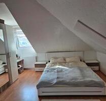2-Zimmer Dachgeschosswohnung zum vermieten – ab 01.06.2026 - Krefeld Dießem