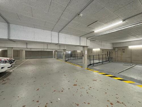 Foto - PKW Außenplätze und Tiefgaragenplätze ab 89 EUR Monat