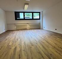 Praxisraum in zentraler Lage in Dachau zu vermieten