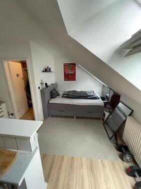 Foto - 1 Zimmer Dachgeschoßwohnung zur Miete in Hamburg