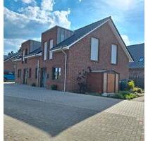 Moderne Doppelhaushälfte (BJ 2022) direkt am Fehnkanal - Papenburg