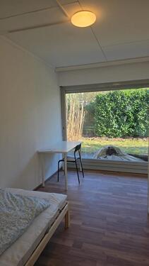 Foto - Freistehendes Haus mit 13 Zimmern und großem Garten