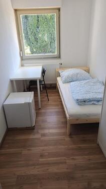 Foto - 14 Zimmer Einfamilienhaus zur Miete in Leverkusen