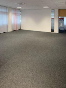 Foto - VL3922VB Attraktive, barrierefreie, helle und klimatisierte Gewerbefläche mit großem Schaufenster Regensburg - Ost