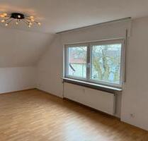 Helle 2-Zimmer Dachgeschosswohnung in Mühlacker-Lienzingen