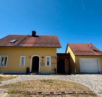 Einfamilienhaus im Grünen in 93494 Kolmberg 119 Wohnfläche - Waffenbrunn