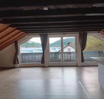 4,5- Zimmer DG-Wohnung mit Balkon in Hettingen