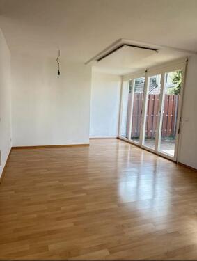Foto - Bezugsfreie 2-Zimmer-Wohnung mit Terrasse und Garage in Nellingen