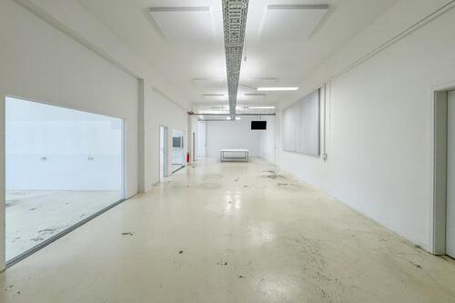 Foto - BÜRO MIT STUDIO IM INDUSTRIAL LOOK – 320 m² – 6,38 € pro m² – 3 BÜROS – KÜCHE – LASTENAUFZUG – KLIMA – BARRIEREFREI – TOP AUFGETEILT!