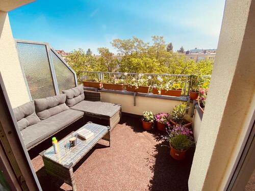 Foto - Möblierte 2-Zimmer-Wohnung mit Balkon-Zwischenmiete