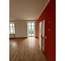 Helle 2-Zimmer-Wohnung mit Balkon – 68 m² zur Miete - Ebersbach-Neugersdorf