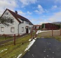 Haus mit Panoramablick – großzügiges Grundstück, viel Potenzial - Suhl Aue 1