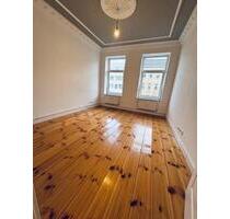 Altbau mit Stuck & Dielen | 95 m² | 3 Zimmer | Hbf - Hamburg Altstadt Altbau mit Stuck & Dielen | 95 m² | 3 Zimmer | Hbf - Hamburg Altstadt