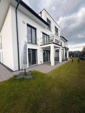 Foto - Moderne Neubau 2-Zimmer Wohnung mit Garten & Terrasse in Minden