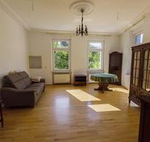 Helle 3 Zi-Altbauwohnung mit Wintergarten in Zwei-Familienhaus - Wiesbaden Nordost