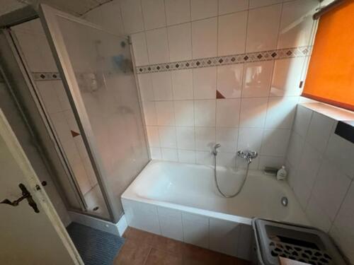 Foto - 7 Zimmer Mehrfamilienhaus, Wohnhaus in Salzkotten