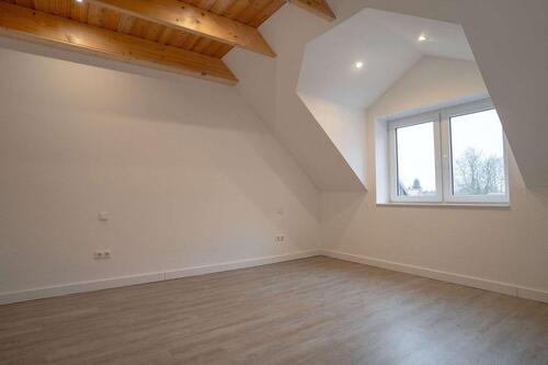 Foto - 3 Zimmer Dachgeschoßwohnung zur Miete in Hage