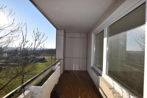 Foto - +++ Komplett renovierte 3-Zimmerwohnung mit schöner Aussicht +++
